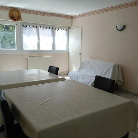 Balaruc-les-bains, 2 Pieces, 4 Personnes - Fr-1-534-21 Apartment *